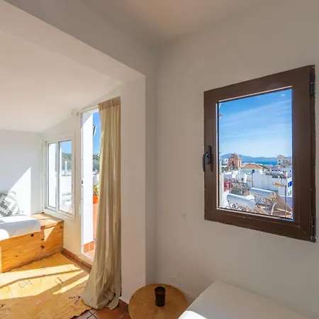 Casa Luna - Charming Town House By Tarifarent טריפה