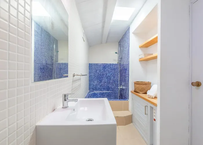 Casa Luna - Charming Town House By Tarifarent Appartement