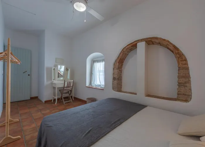 Casa Luna - Charming Town House By Tarifarent Appartement